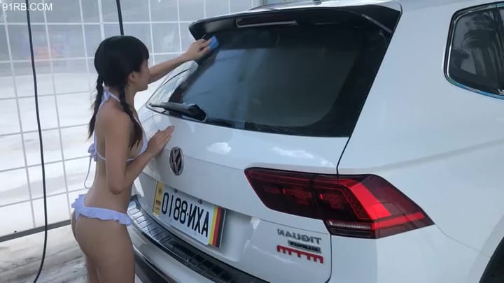 d284876e-9bcb-4587-bdfc-35db8a2dec91.mp4