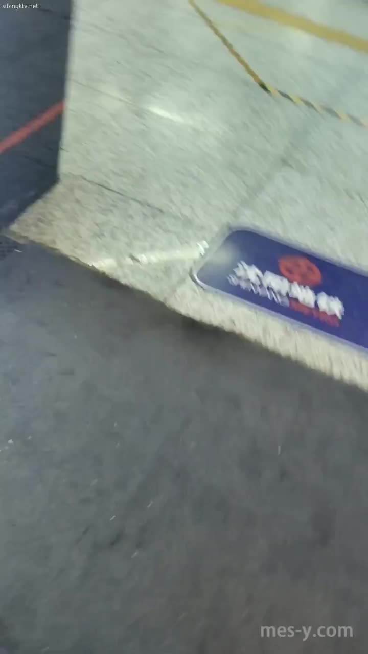 b4d203d0-788d-4bf8-89d9-e1b466d9cab5.mp4