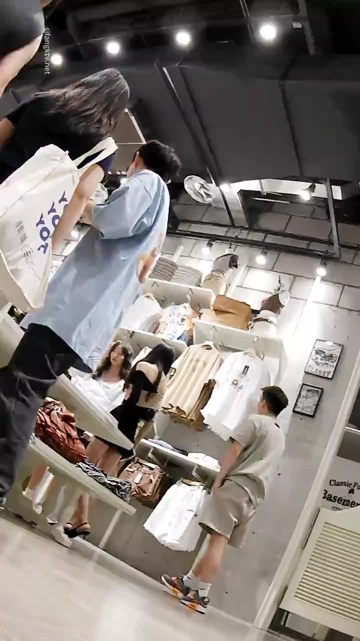 e7efe545-186f-41c5-b8df-55afbeecf8d4.mp4