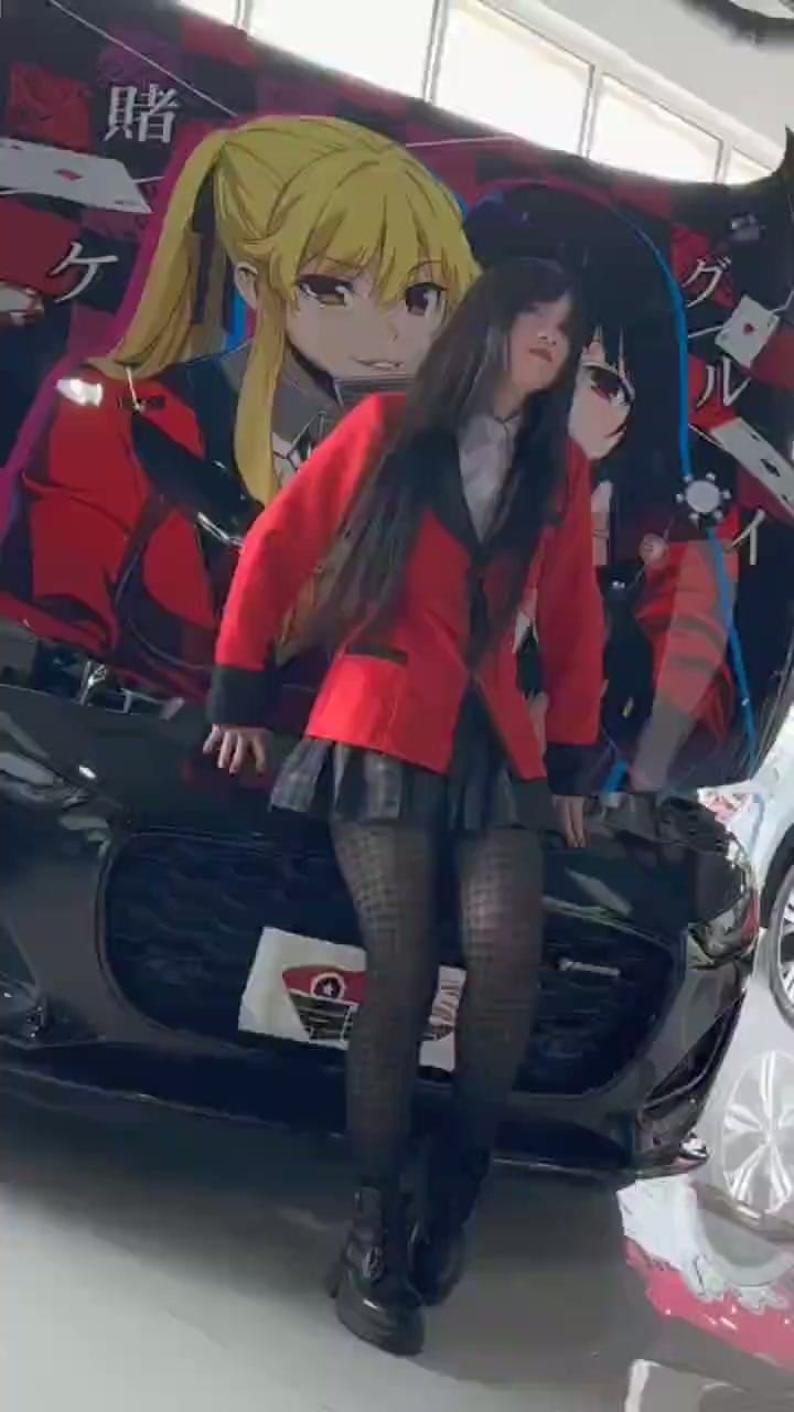 eff00ffb-84ec-4d24-96e3-8f3a02a1f12a.mp4