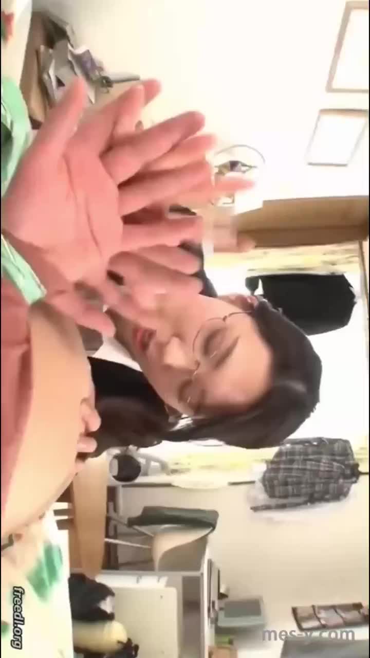 66b3db86-0a0f-4f57-88b2-d921048afd35.mp4