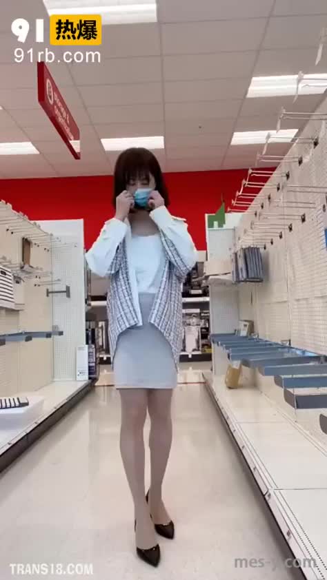 743f7d9b-dccc-4bb3-af8d-f87c66d3b278.mp4