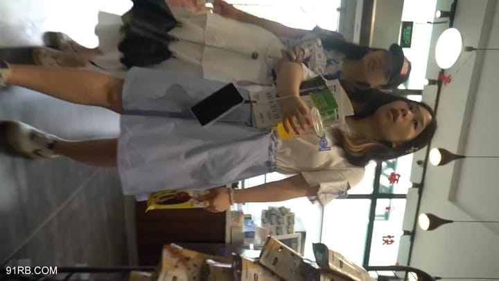 7b34ed3e-8e59-466b-9da6-cc4bd9ae3aaf.mp4