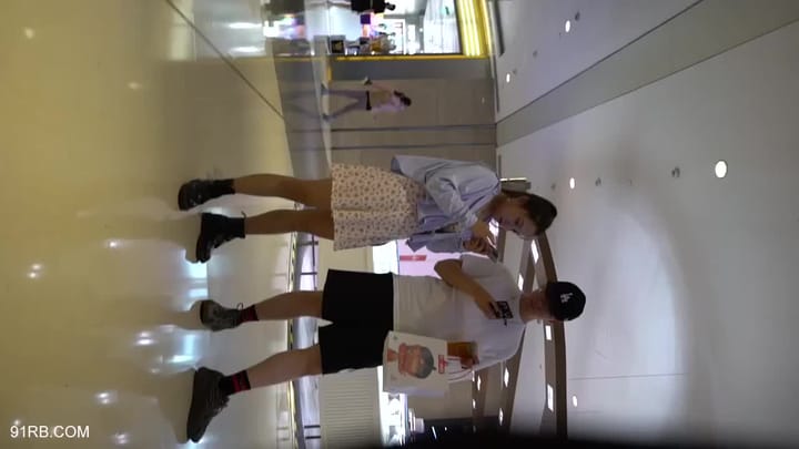 070d0317-46bb-4d46-9cf1-8c94af48d82d.mp4