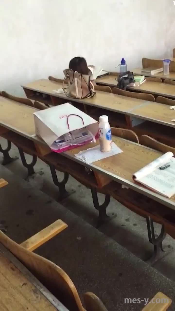 1ff1d771-5c8c-4a87-9d11-8a9503bb6329.mp4