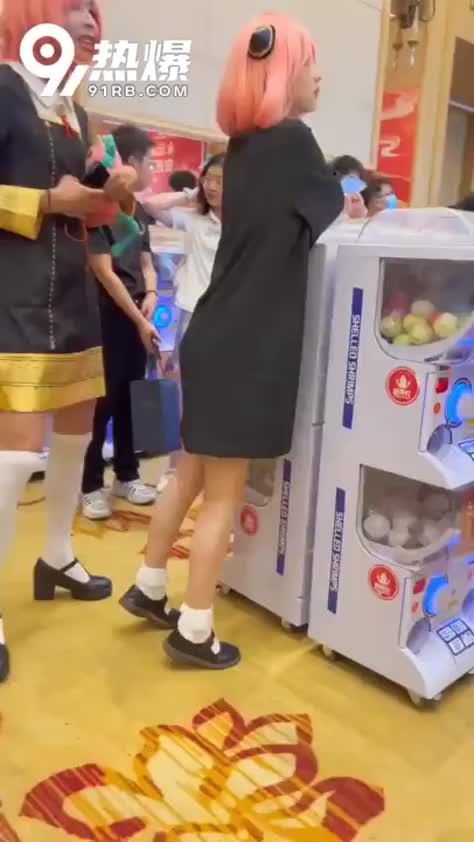 e4109735-2351-45ad-8f54-0da5854c5c17.mp4