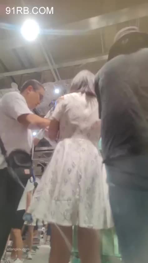 cb5cf277-8e2e-47f0-b38a-e31ff51506f0.mp4