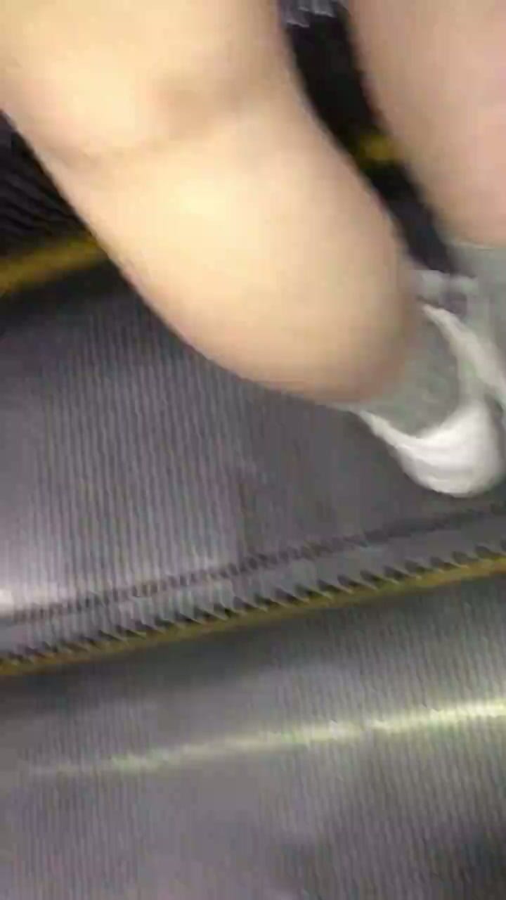 8c136640-5a05-476b-97d7-21b133057a6e.mp4