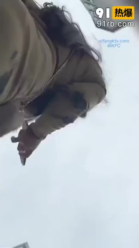 1176775b-1794-46c6-a55e-89e9deac6a8e.mp4