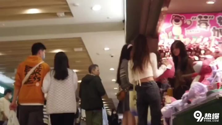 a6aad1db-9619-4de1-bf89-a41d241f9185.mp4