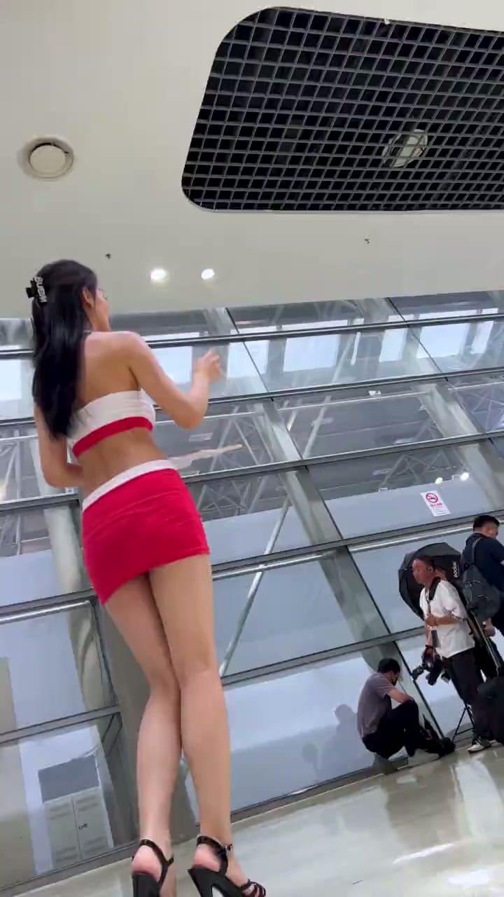 bbfbff39-c77d-4a78-9357-6c965ce22914.mp4