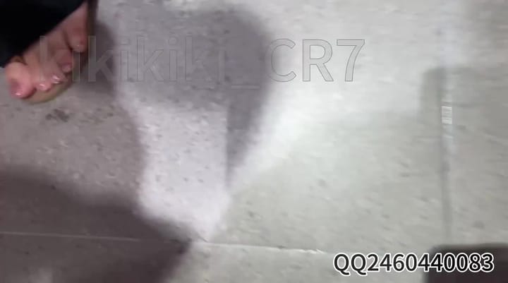 7dd6f76d-a85b-494c-b040-fe9f15f5a2b2.mp4