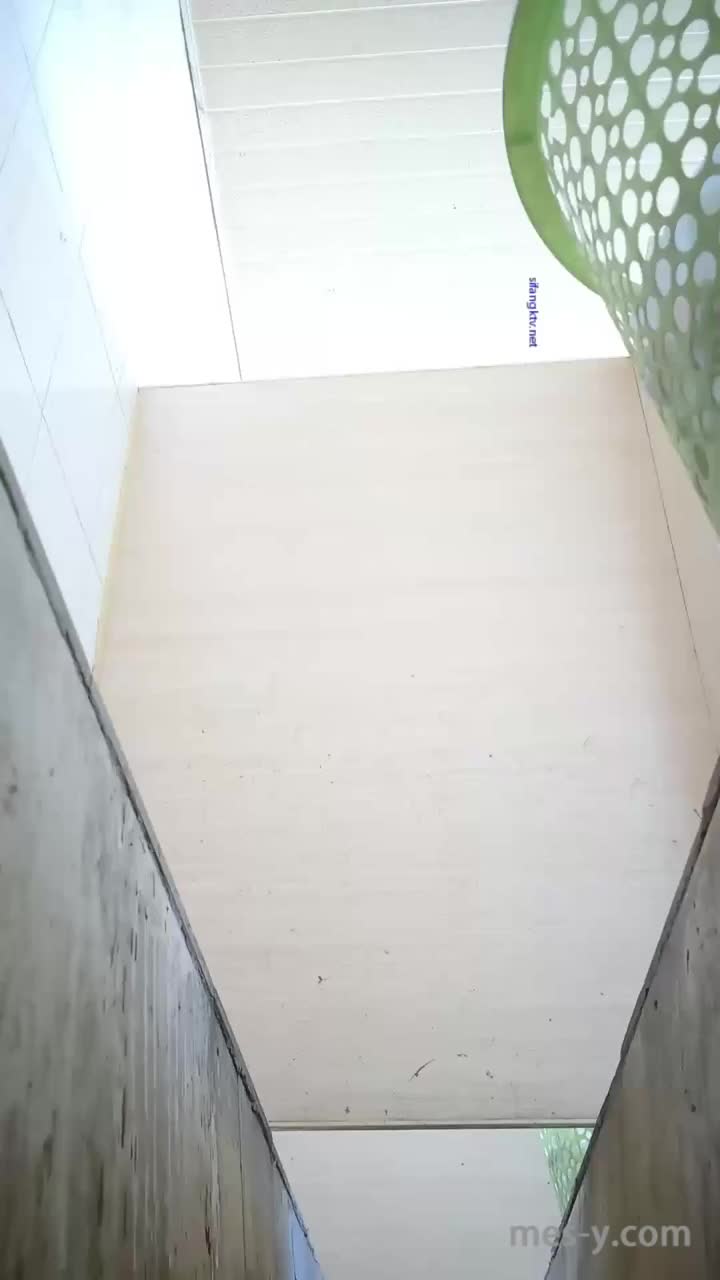 eacda86b-bd87-455e-9821-0fec84295738.mp4