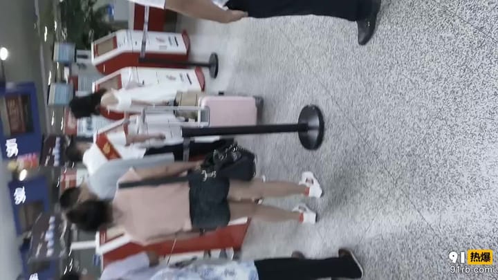 daa7556b-eeab-4652-b219-36e485000b3c.mp4