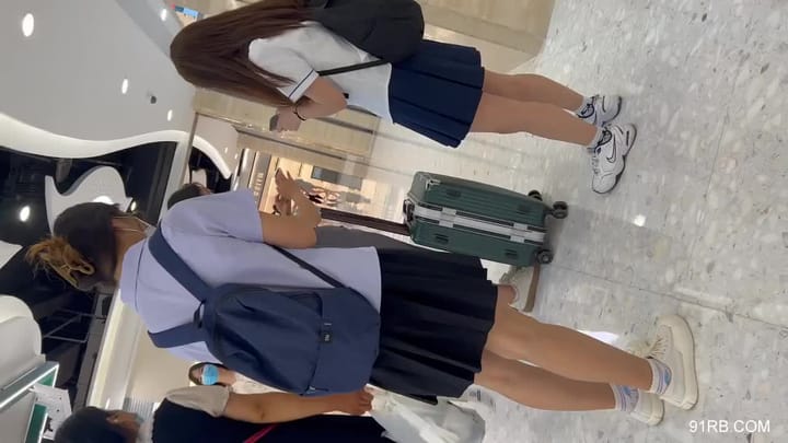 68f84fae-3526-4769-ae69-09f4cc9a8b65.mp4