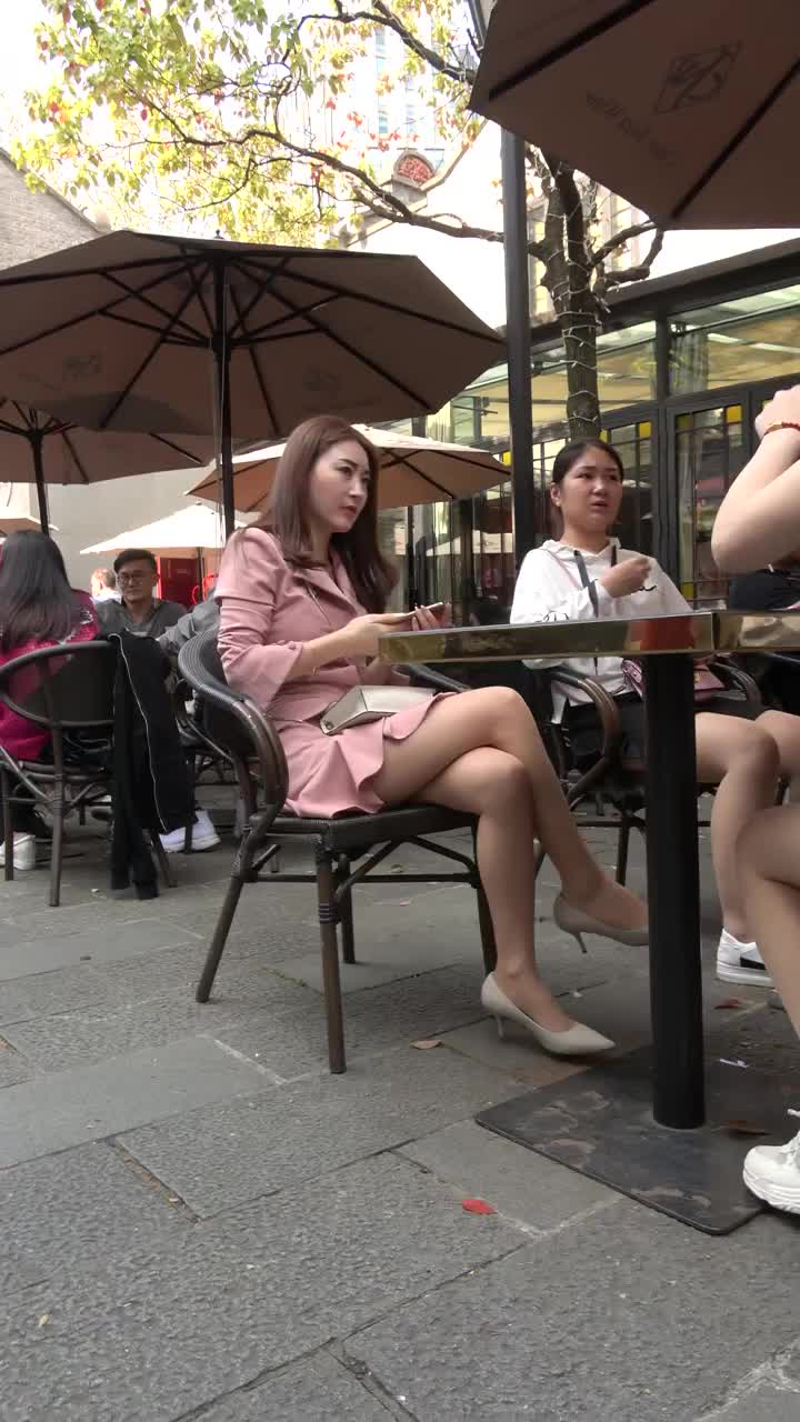 3927eb96-b6da-4c68-b03c-2800311fc31c.mp4