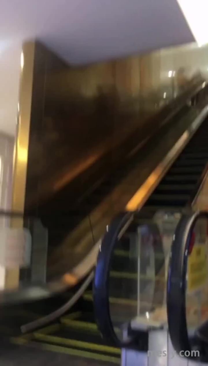 53f3ed42-6477-4197-9bc3-9736a550417c.mp4