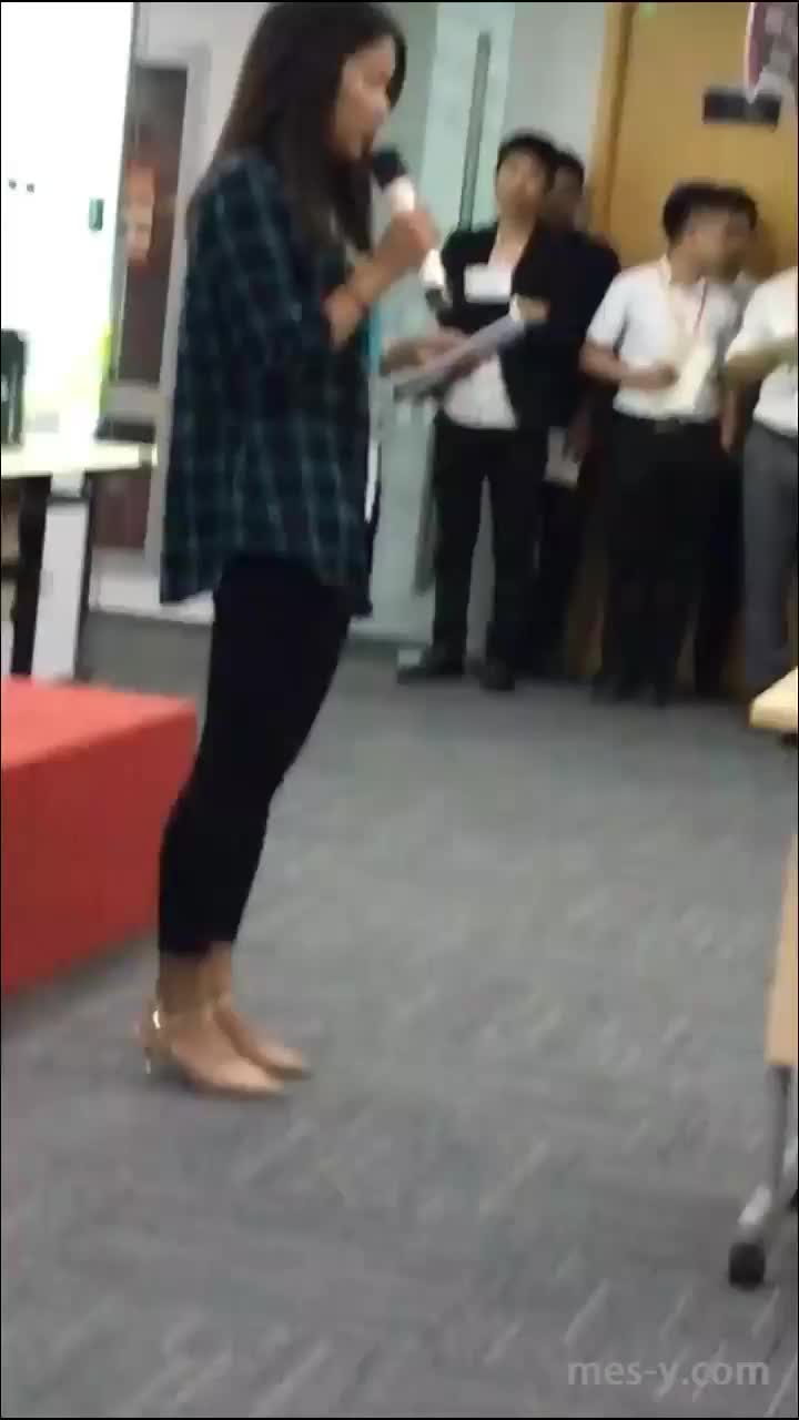 7d115136-39de-4051-a395-e9e07c7505fc.mp4