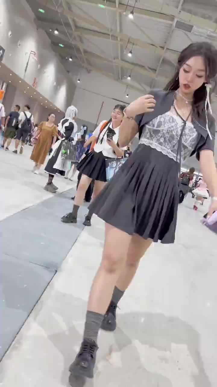 851c5ad8-bd1d-4fa1-93cf-334b388fa801.mp4