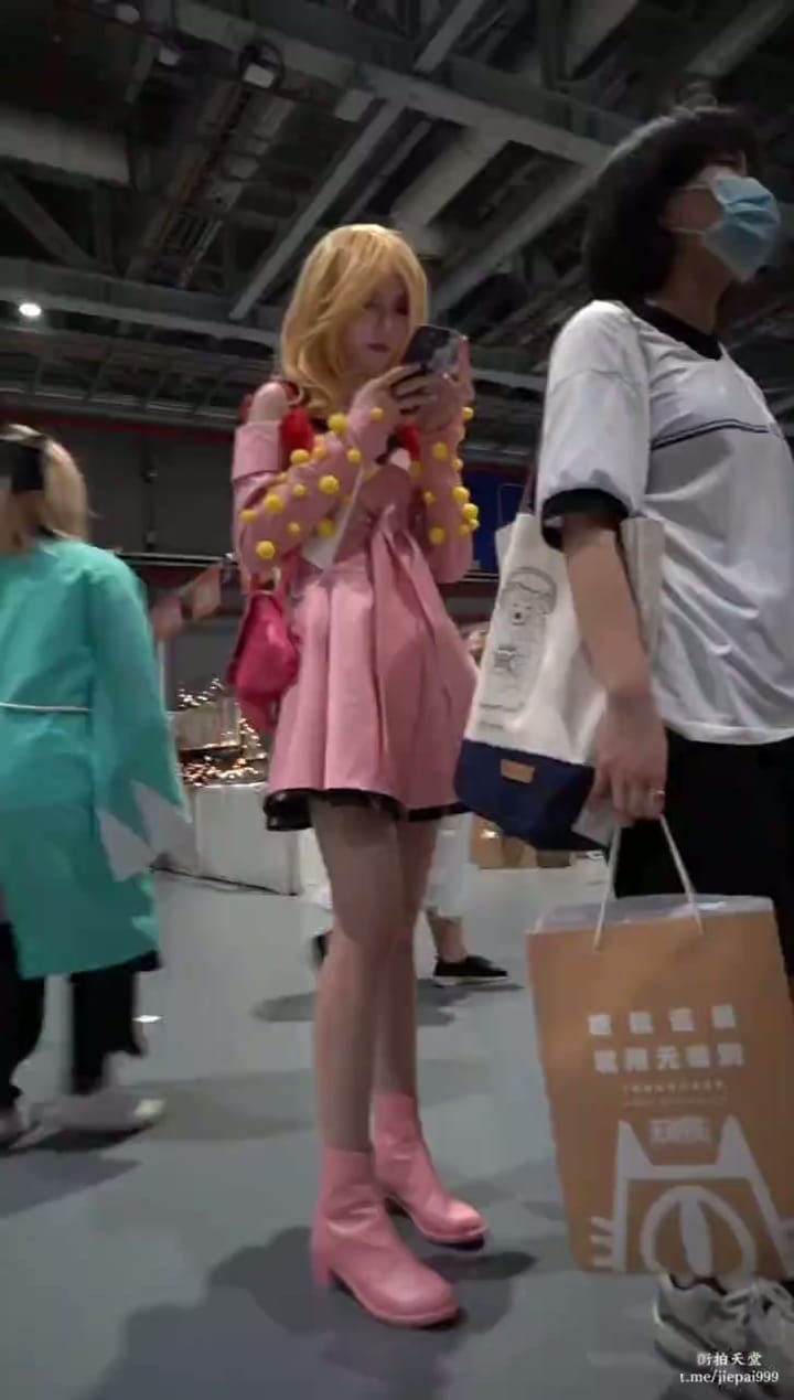 f28f6f39-9769-4e97-9268-a7b277cc70a8.mp4