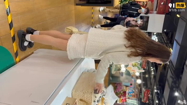 c5716973-70e1-40c0-85db-201d61046f8f.mp4