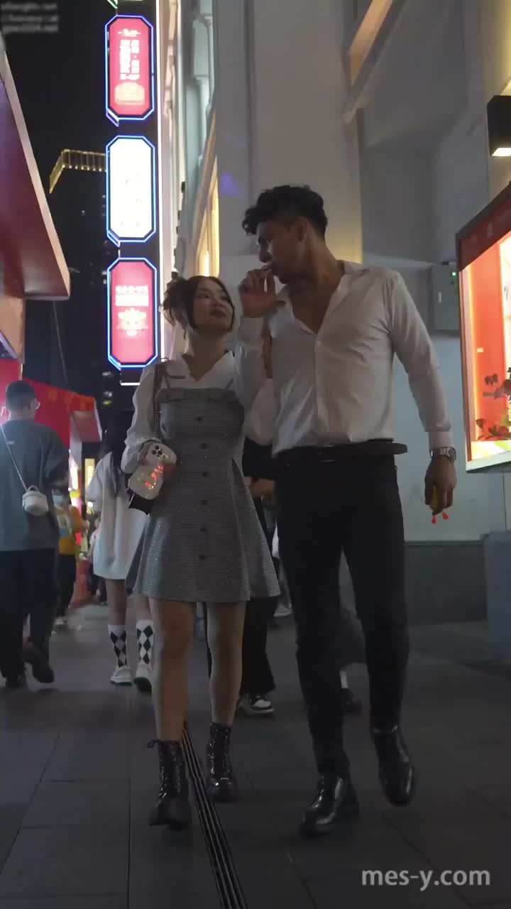 6dc41bce-fc3d-4406-a52a-73e2068b63d3.mp4