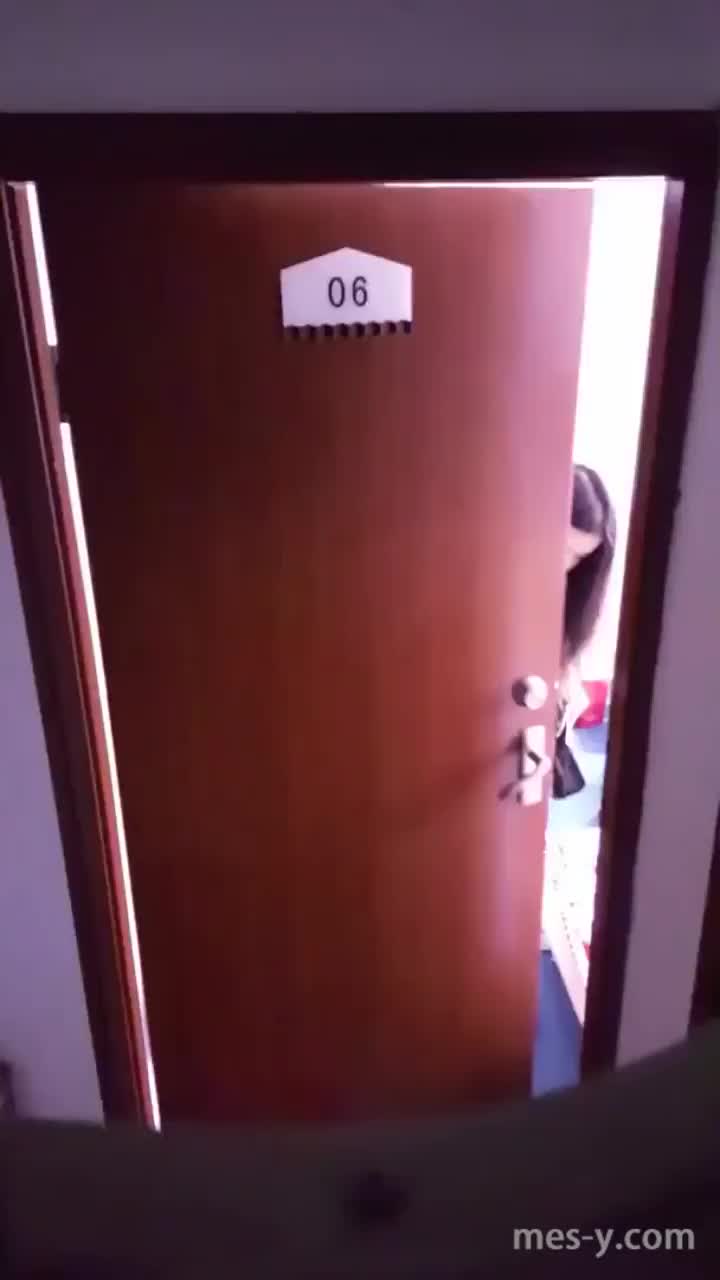 48df0185-f57b-47ac-92bc-afdaf9c64d38.mp4