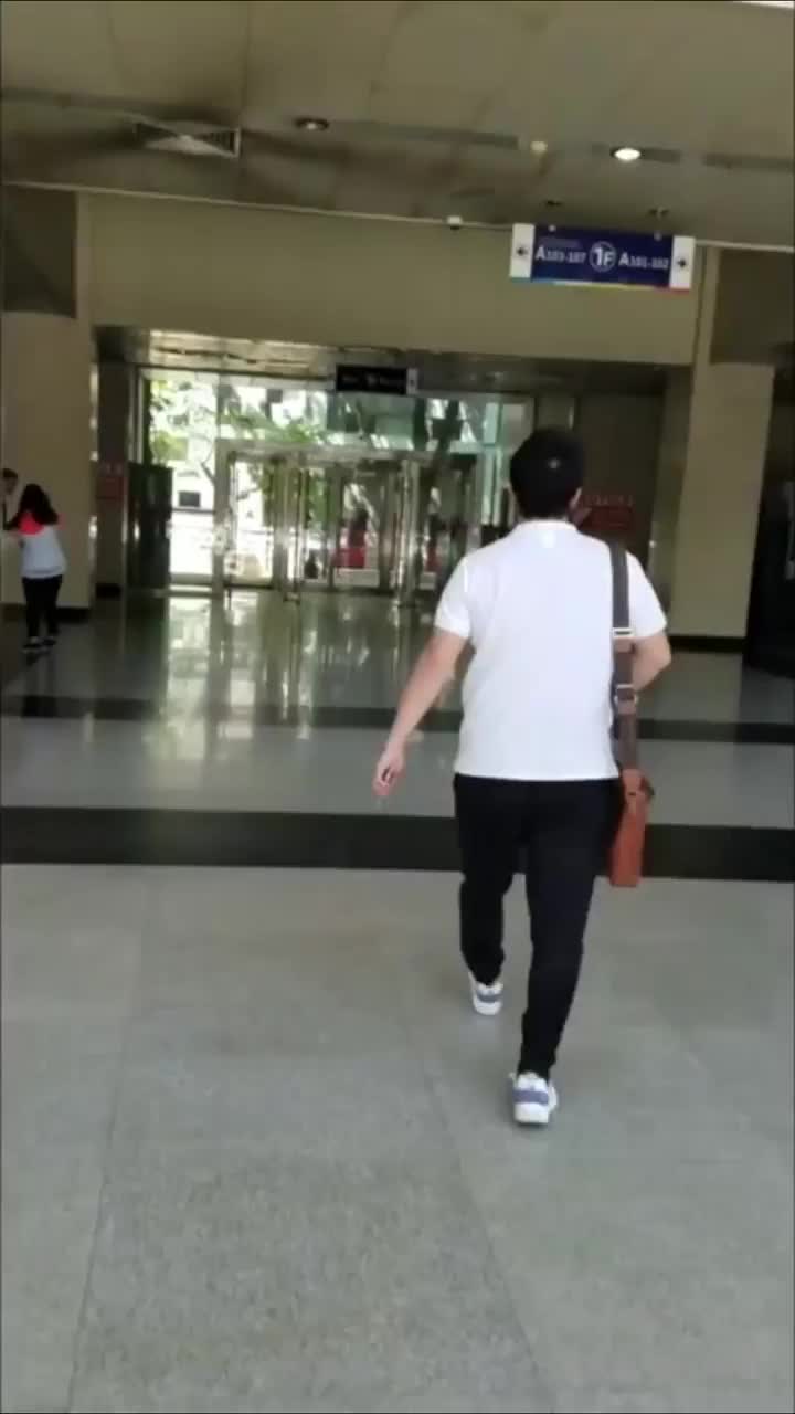 a4bcf950-e038-4a3c-a420-f0667e8c00e8.mp4