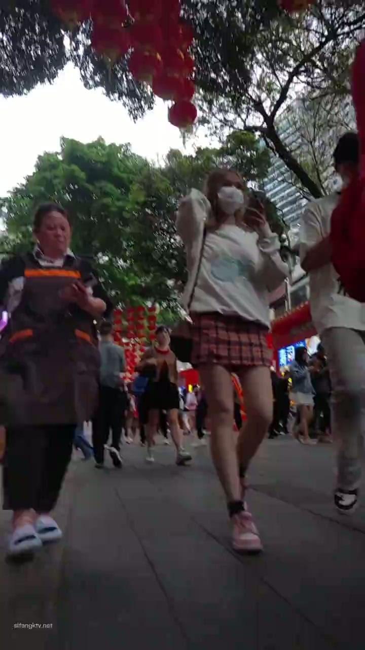 39db40ec-3e13-4b4b-b7b6-72252f0bc860.mp4